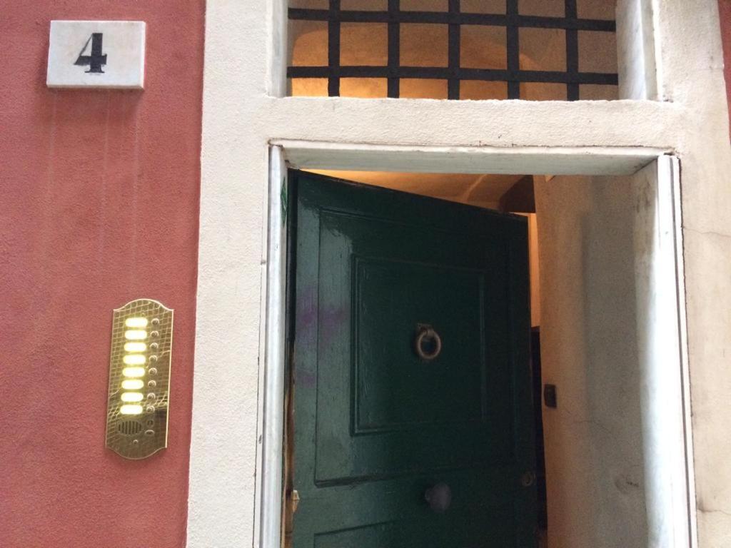 Come A Casa Apartment Genoa Luaran gambar